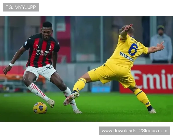 战术对比：卡利亚里防守反击vs米兰控球主导，中场控制权定胜负