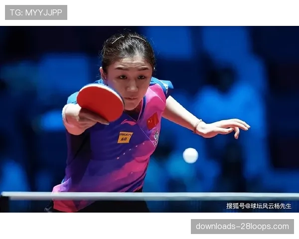 对手擦网幸运球得分，陈梦微笑示意展现大将风度